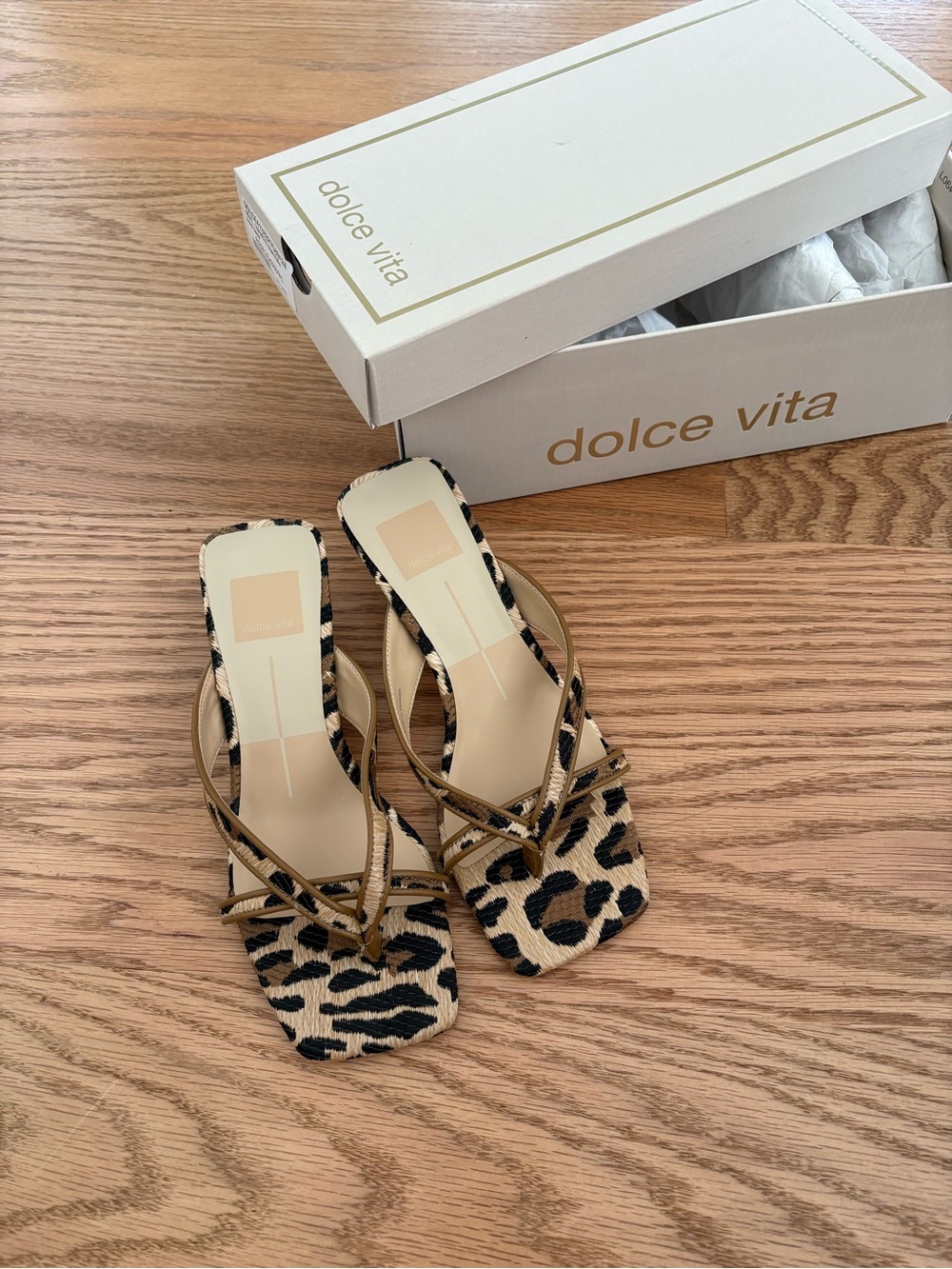 Dolce vita leopard heels